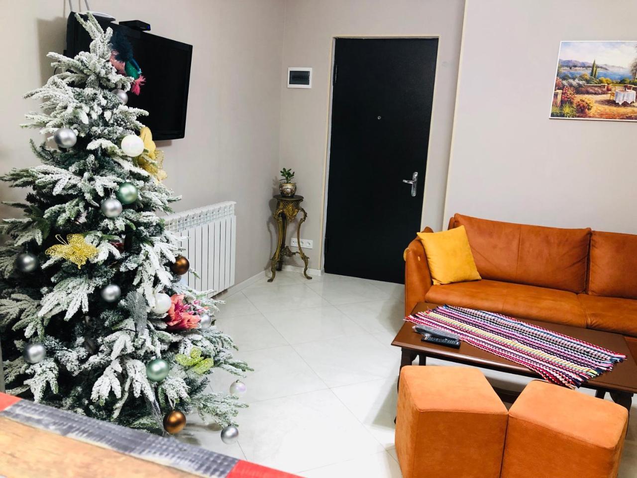 Chika Apartment Кутаиси Екстериор снимка