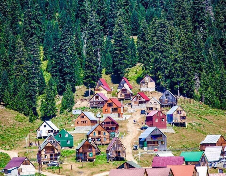 Chika Apartment Кутаиси Екстериор снимка